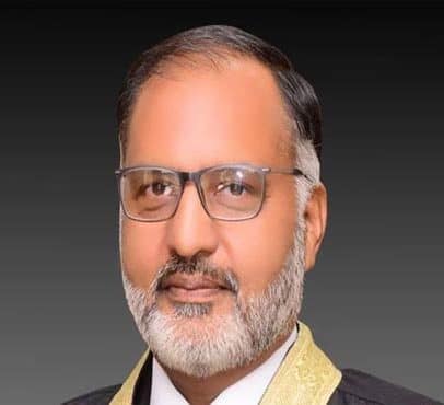 وزارت قانون نے جسٹس شوکت صدیقی کی برطرفی کا نوٹیفکیشن واپس لے لیا