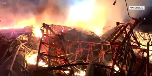 ہیلی کاپٹر ریڈیو ٹاور سے ٹکرا کر تباہ , بچے سمیت 4 افراد جھلس کر ہلاک