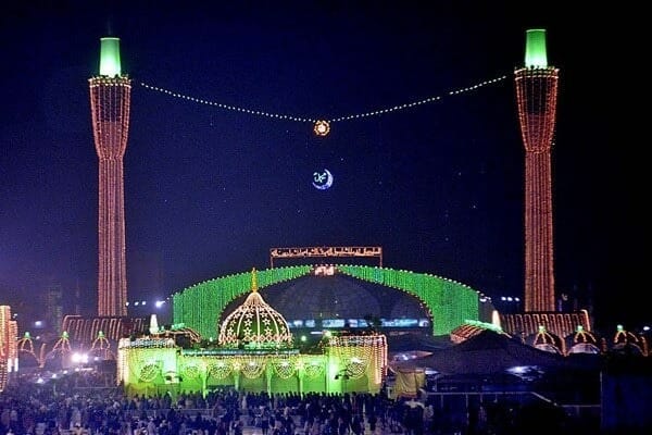 داتا گنج بخشؒ کا عرس