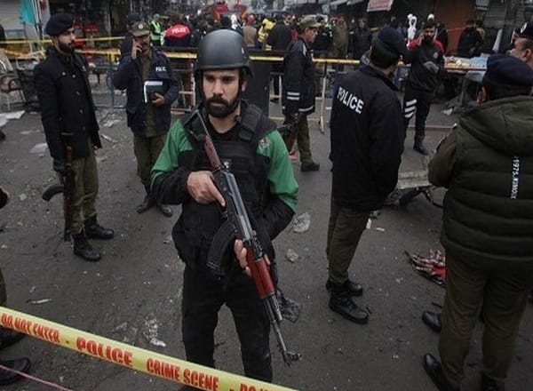 پولیس کی بڑی کارروائی، 10 خوارجی دہشتگرد جہنم واصل