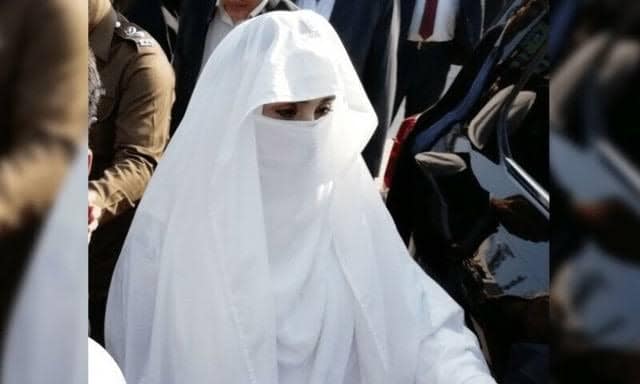 بشریٰ بی بی کی توشہ خانہ ریفرنس 2 میں ضمانت بعد از گرفتاری سپریم کورٹ میں چیلنج