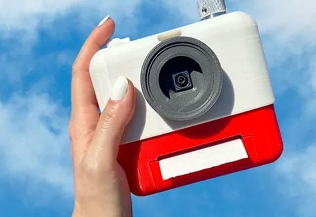 اب کیمرہ بھی شاعری کرے گا