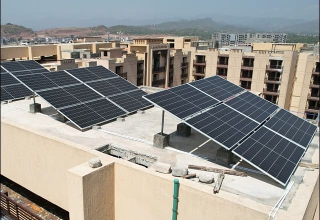 سولر پر کوئی ٹیکس نہیں،وضاحت آگئی