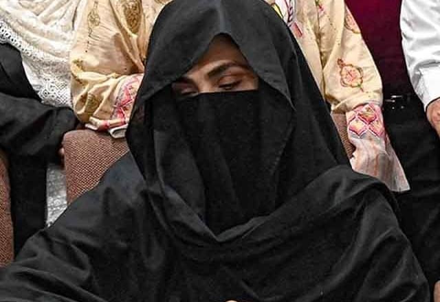 بشریٰ بی بی نے نیب کو”چیلنج”کردیا