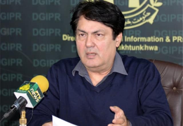 وکلاء کی آئینی و قانونی جنگ میں ساتھ کھڑے ہیں: بیرسٹر سیف