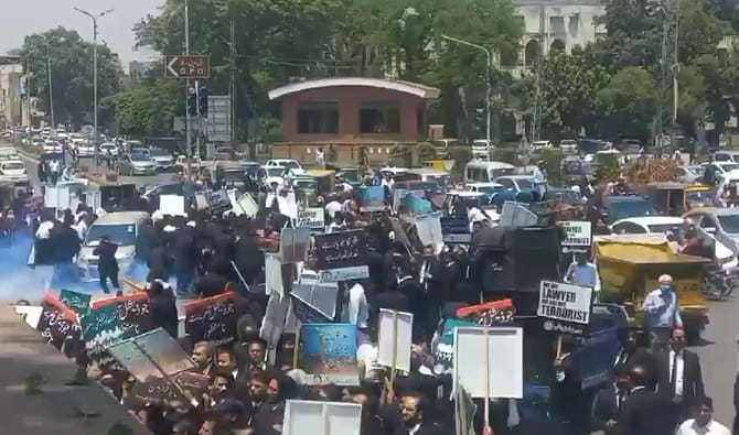 بار ایسوسی ایشنز کی کال پر آج ملک بھر میں وکلاء کی ہڑتال جاری