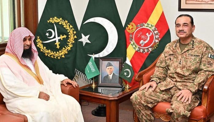 پاکستان کا مسلم دنیا میں اہم مقام ہے: امام مسجد نبوی ﷺ کی آرمی چیف سےملاقات میں گفتگو