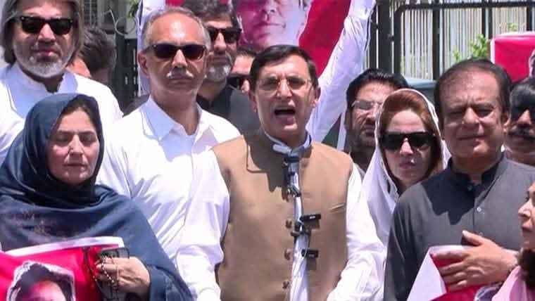 پی ٹی آئی کا سپریم جوڈیشل کونسل جانے کا اعلان