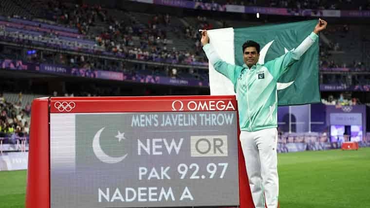 شاباش ارشد ندیم، پاکستان نے 40 سال بعد گولڈ میڈل جیت لیا