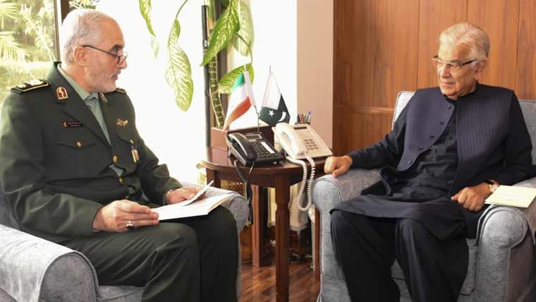 خواجہ آصف کی ایرانی نائب وزیر دفاع سے ملاقات