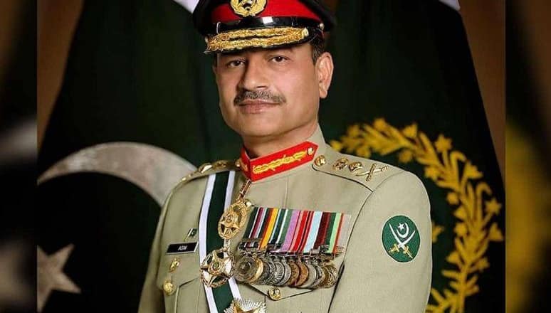 ہم پاک فوج کے بہادر افسروں اور جوانوں کو سلام پیش کرتے ہیں:آرمی چیف