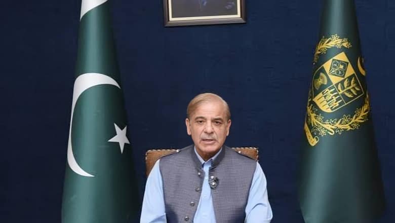 درخواست کرنا چاہتا ہوں بیٹھ کر معاملات پر سوچنا ہوگا، فیصلہ کرنا ہے دھرنے، لانگ مارچ یا ترقی کرنی ہے؟