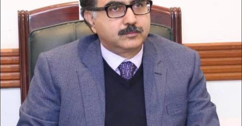 احمد عزیز تارڑ سیکرٹری اطلاعات و نشریات تعینات،ڈی جی پی آر کا اضافی چارج بھی دے دیا گیا