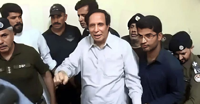 پرویز الہٰی کولاہورہائیکورٹ سے بڑا ریلیف مگر 9 مئی کے 20 نئے کیسز میں نامزد کر دیا گیا
