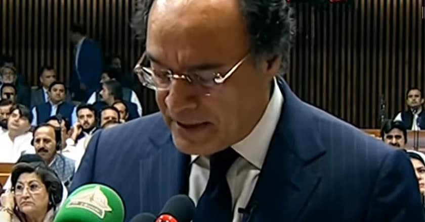 8500 ارب خسارے کیساتھ 25-2024 کیلئے 18 ہزار 877 ارب کا بجٹ