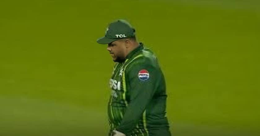 اعظم خان تنگ آ گئے