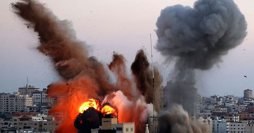 اسرائیلی بمباری، 30 سے زائد فلسطینی شہید