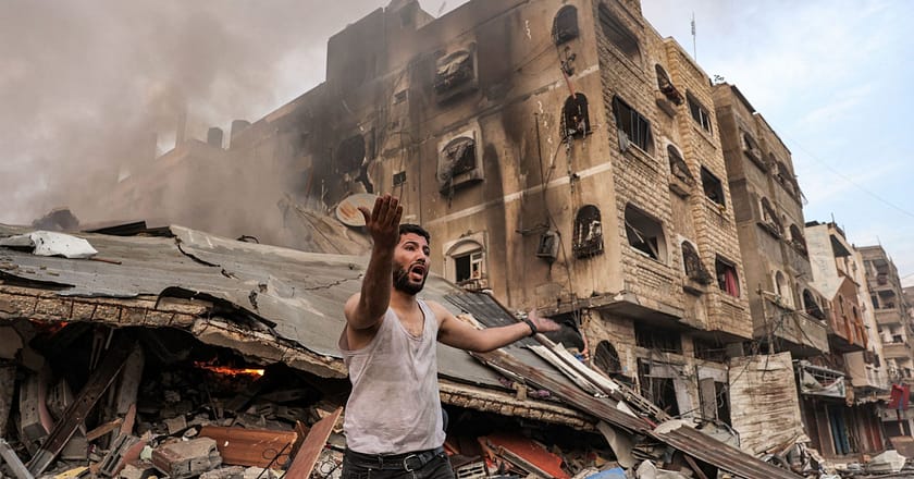 غزہ میں اسرائیلی فورسز کی بمباری جاری، مزید 40 فلسطینی شہید