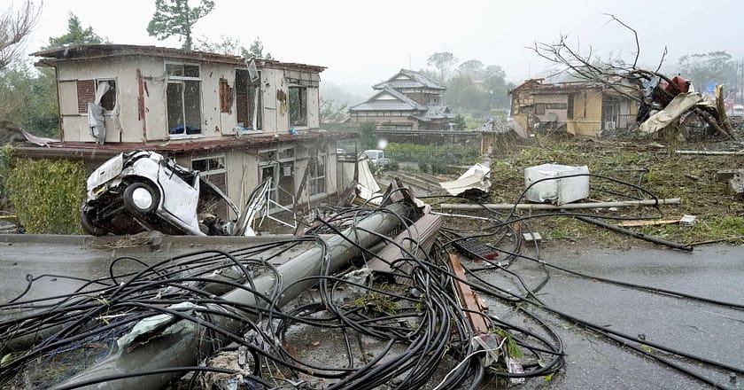 جاپان میں سمندری طوفان سے تباہی
