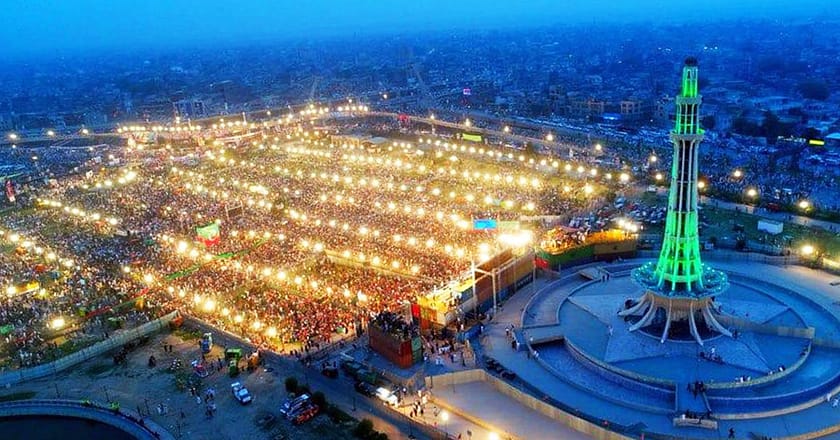 پی ٹی آئی کا 15 ستمبر کو مینار پاکستان پر جلسے کا اعلان