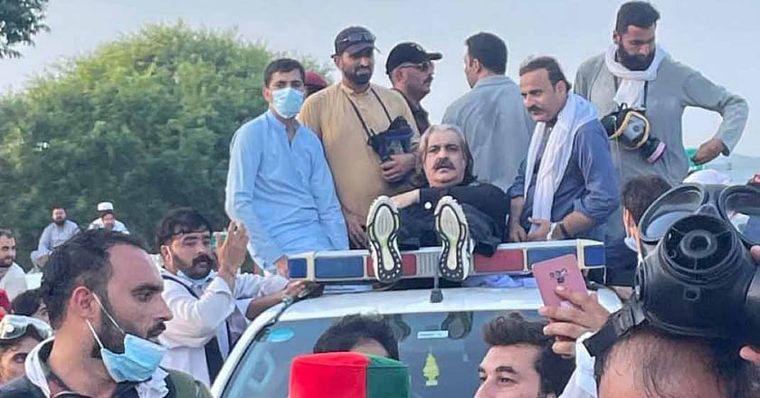 اداروں کے ساتھ ٹکراؤ نہیں چاہتے، ہم نے اپنا احتجاج ریکارڈ کرا دیا ہے، دوبارہ آئیں گے: گنڈاپور