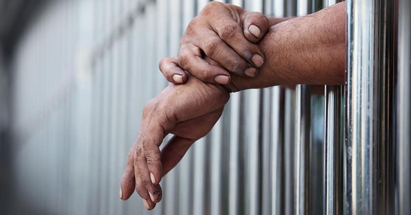 سابق آئی جی کو 20 سال قید کی سزا