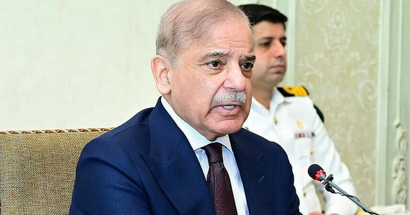 وزیراعظم نے اتحادی جماعتوں کے ارکان قومی اسمبلی و سینیٹرز کو اسلام آباد میں رہنے کی ہدایت کردی