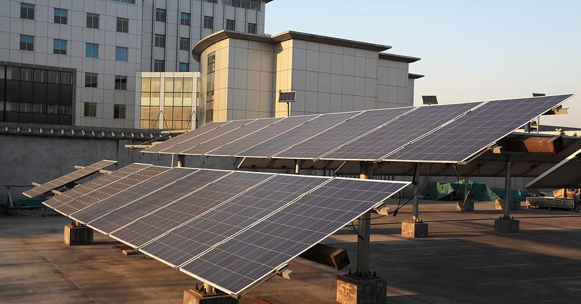 پنجاب کے تمام تھانے اب سولر سسٹم پر