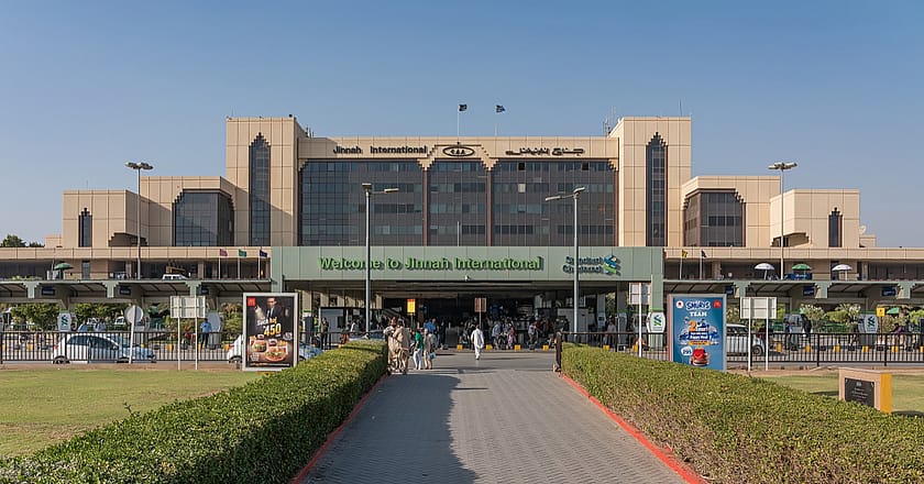 جعلی دستاویزات کے ذریعے امریکی ویزہ حاصل کرنے کی ناکام کوشش میں تین مشتبہ افراد کو گرفتار کر لیا گیا۔