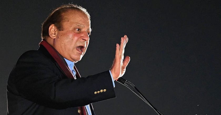 جیل میں بیٹھے شخص سے پوچھیں بلین ٹری سونامی، 350 ڈیم اور دوسری سکیمیں کہاں ہیں: نواز شریف