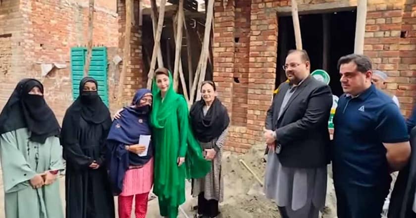 مریم نواز نے اپنی چھت اپنا گھر قرض سکیم سے زیرتعمیر گھر کا جائزہ