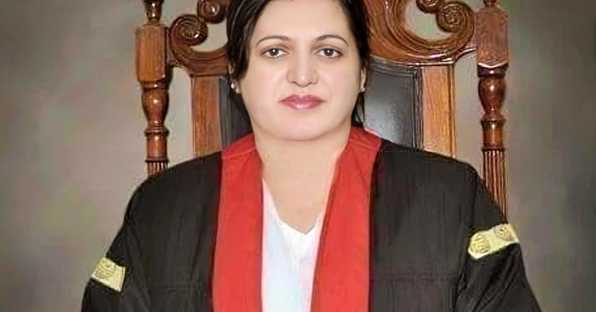 آئی جی کی ناکامی ہے ویڈیو وائرل ہونے سے نہ روکی، بچوں کو سڑکوں پر آنے دیا: چیف جسٹس ہائیکورٹ عالیہ نیلم