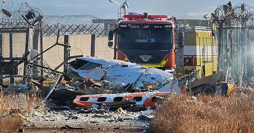 جنوبی کوریا کے طیارے میں لینڈنگ کے دوران آتشزدگی، 151 افراد ہلاک