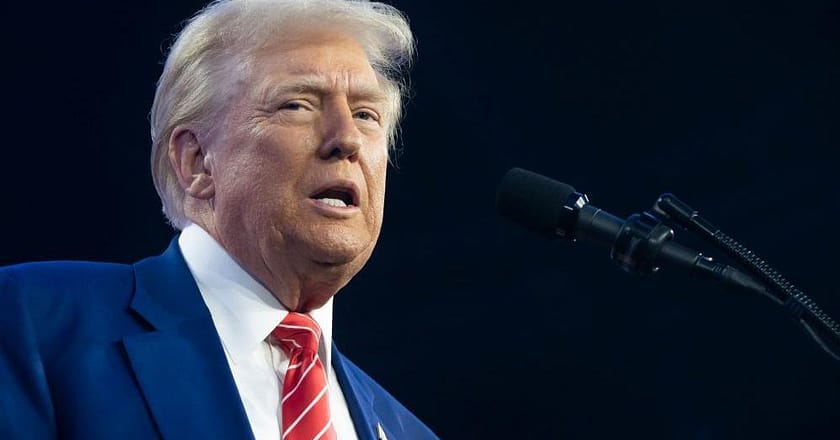 کینیڈا امریکا کے ساتھ ضم ہو جائے تو کوئی ٹیکس نہیں ہو گا: ڈونلڈ ٹرمپ