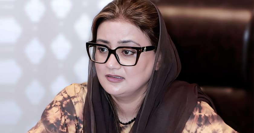 مخالفین پر چور ڈاکو کے الزام لگانے والے احتساب سے بھاگ رہے ہیں: عظمیٰ بخاری