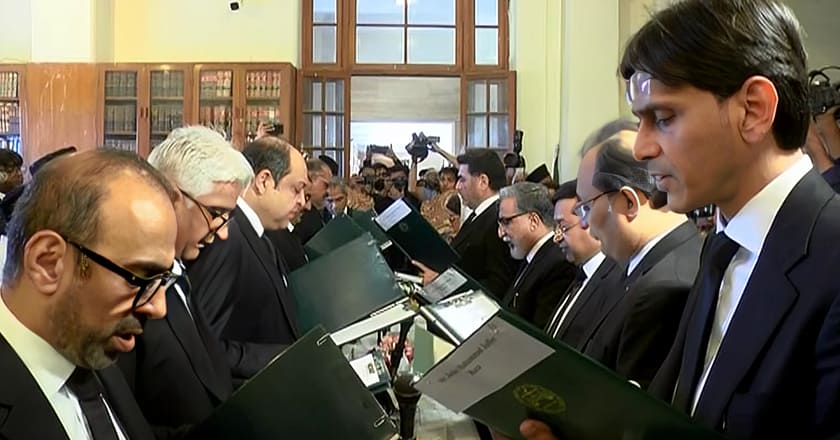 سندھ ہائیکورٹ کے 12 ایڈیشنل ججز نے عہدے کا حلف اٹھا لیا