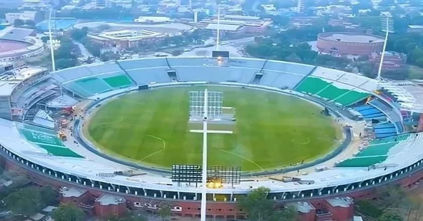 لاہور اور کراچی کے اسٹیڈیمز تیار