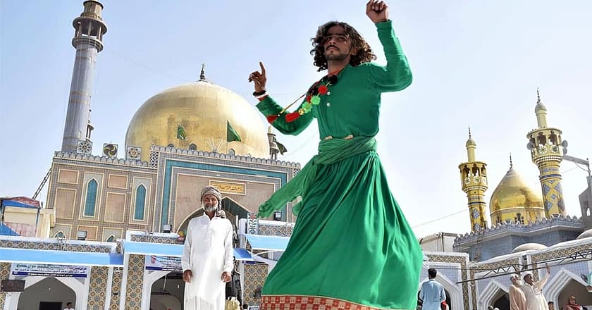 سندھ حکومت کا لعل شہباز قلندر کے عرس پر عام تعطیل کا اعلان