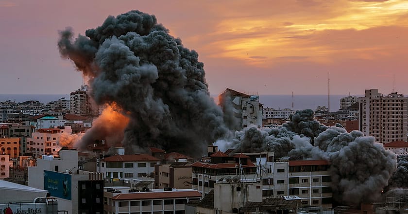 اسرائیل کی غزہ جنگ بندی معاہدے کی خلاف ورزیاں جاری، بمباری سے 3 پولیس اہلکار شہید