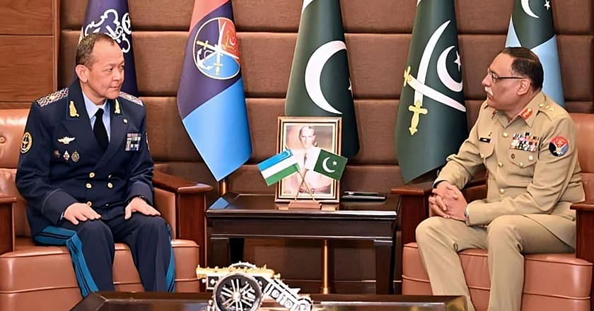 جنرل ساحر شمشاد سے نائب ازبک وزیر دفاع کی ملاقات، دو طرفہ امور پر تبادلہ خیال