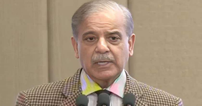 دہشتگردی کے مکمل خاتمے تک جنگ جاری رکھیں گے: وزیراعظم