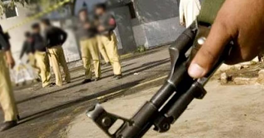 جنوبی وزیرستان: انسدادِ پولیو مہم پر مامور پولیس سے فائرنگ کا تبادلہ، دہشتگرد ہلاک، سپاہی شہید