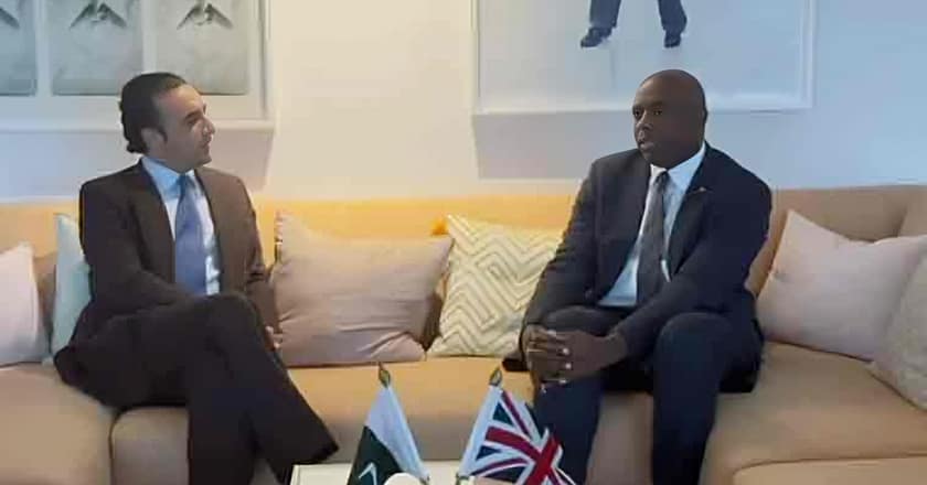 بلاول بھٹو کی برطانوی وزیرخارجہ سے ملاقات، پاک بھارت صورتحال پر تبادلہ خیال