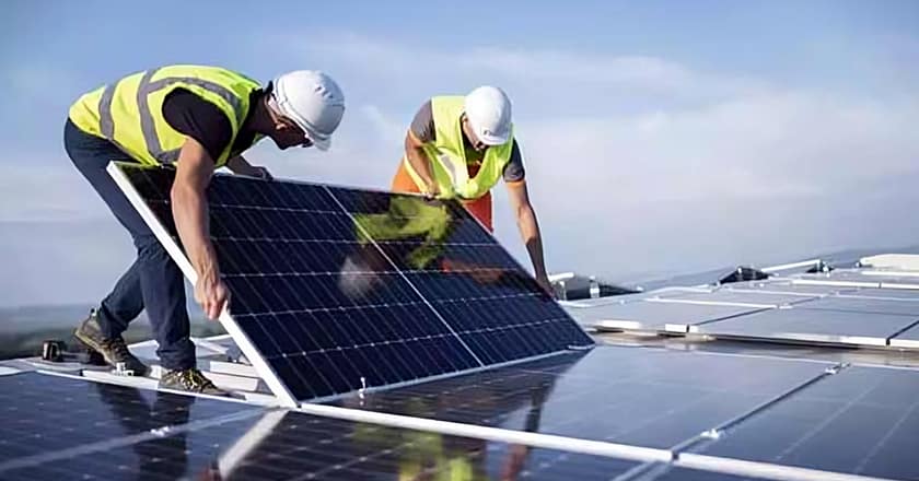 حکومت کا سولر پینلز کی تنصیب کیلئے قواعد و ضوابط مرتب کرنے کا فیصلہ