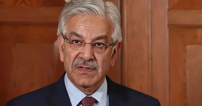 آج اسلام آباد ضلع کچہری میں خود کش حملہ تو ’ویک اپ کال‘ ہے: خواجہ آصف