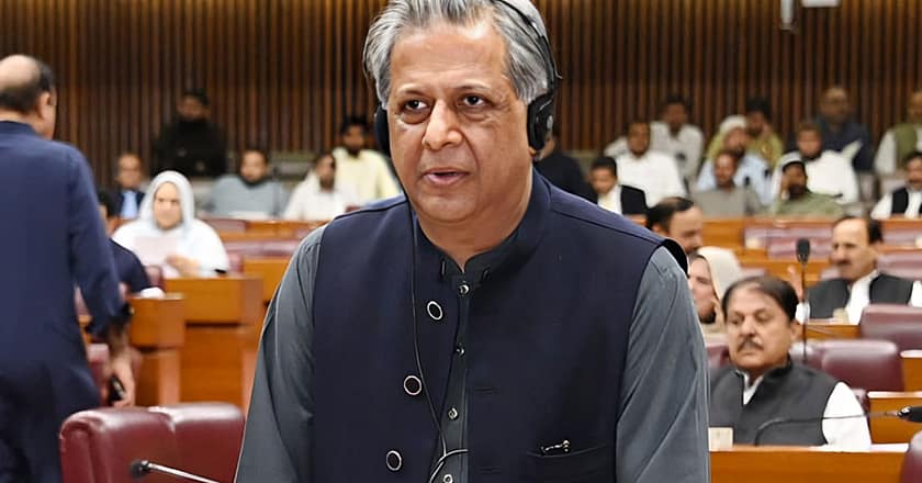 سینیٹ سے منظور 27 ویں آئینی ترمیم بل قومی اسمبلی میں پیش، اپوزیشن کا احتجاج