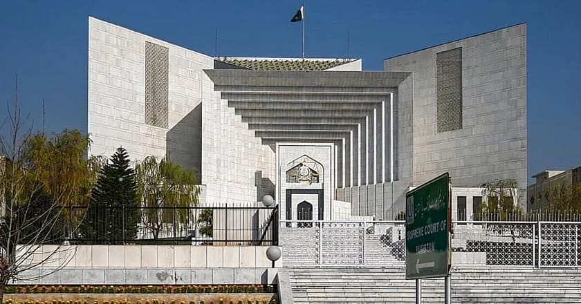 توشہ خانہ کیس: بانی پی ٹی آئی کو اسپتال منتقل کرنے کی درخواست پر اعتراضات عائد